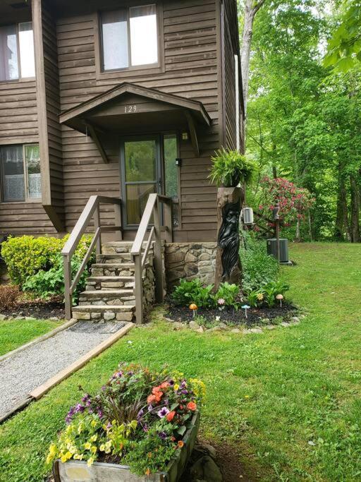 J.Creek Retreat, Creekside Townhouse +1 Car Garage Vila Maggie Valley Exterior foto