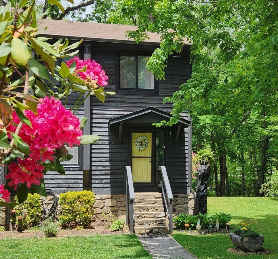 J.Creek Retreat, Creekside Townhouse +1 Car Garage Vila Maggie Valley Exterior foto